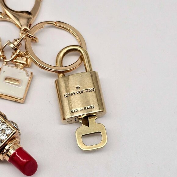 Authentic Louis Vuitton Lock & Key with unbranded Lipstick Bagcharm, Keycharm - Picture 6 of 8